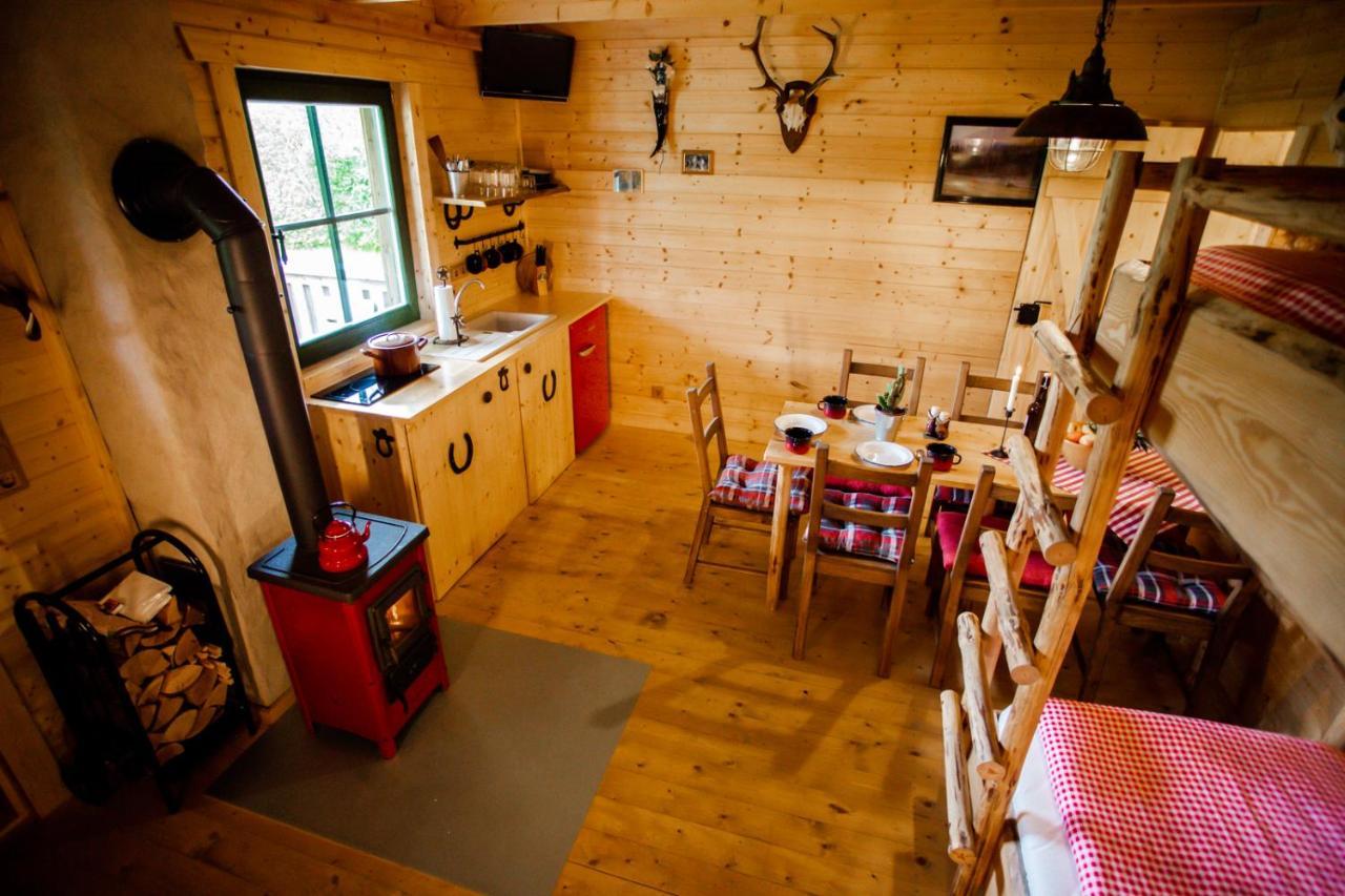 Horse Lake Ranch Neuendorf  Bagian luar foto