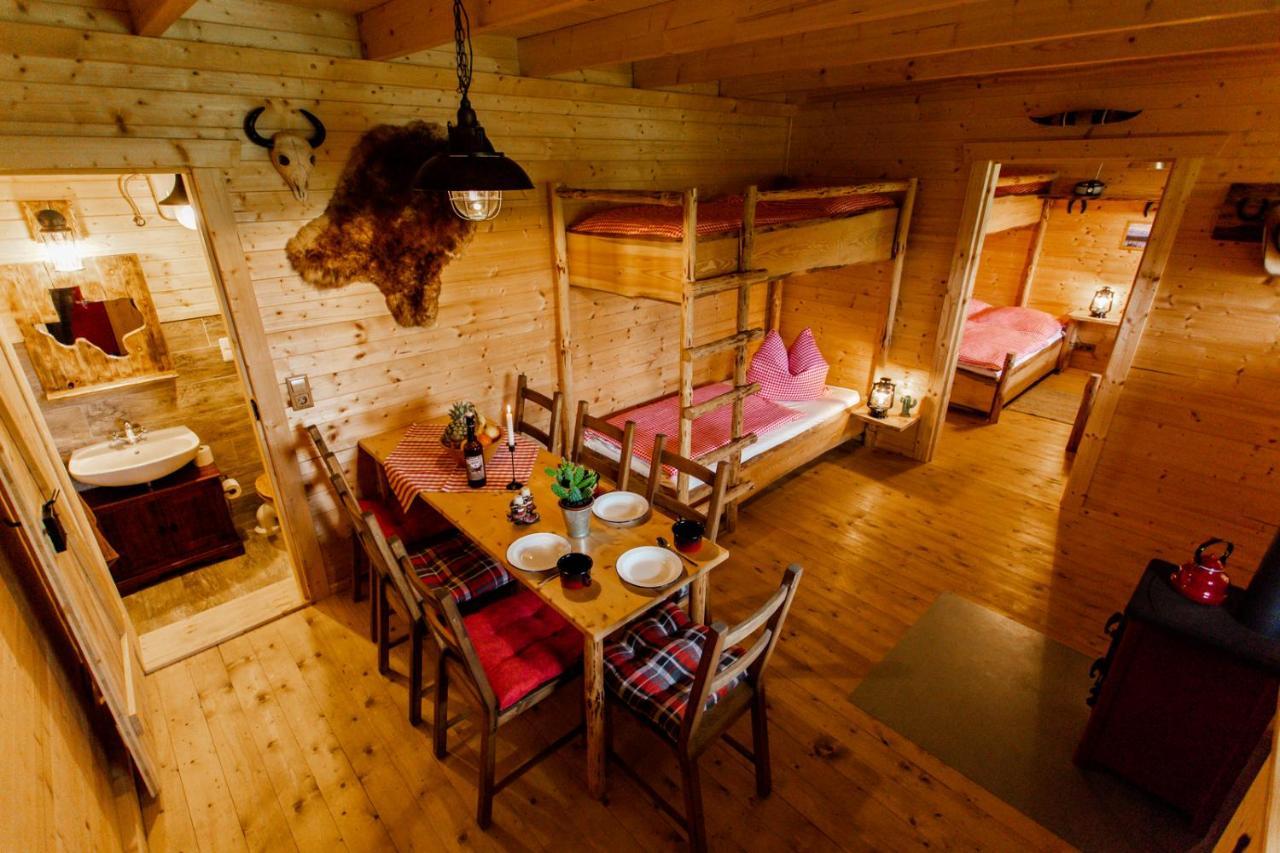 Horse Lake Ranch Neuendorf  Bagian luar foto