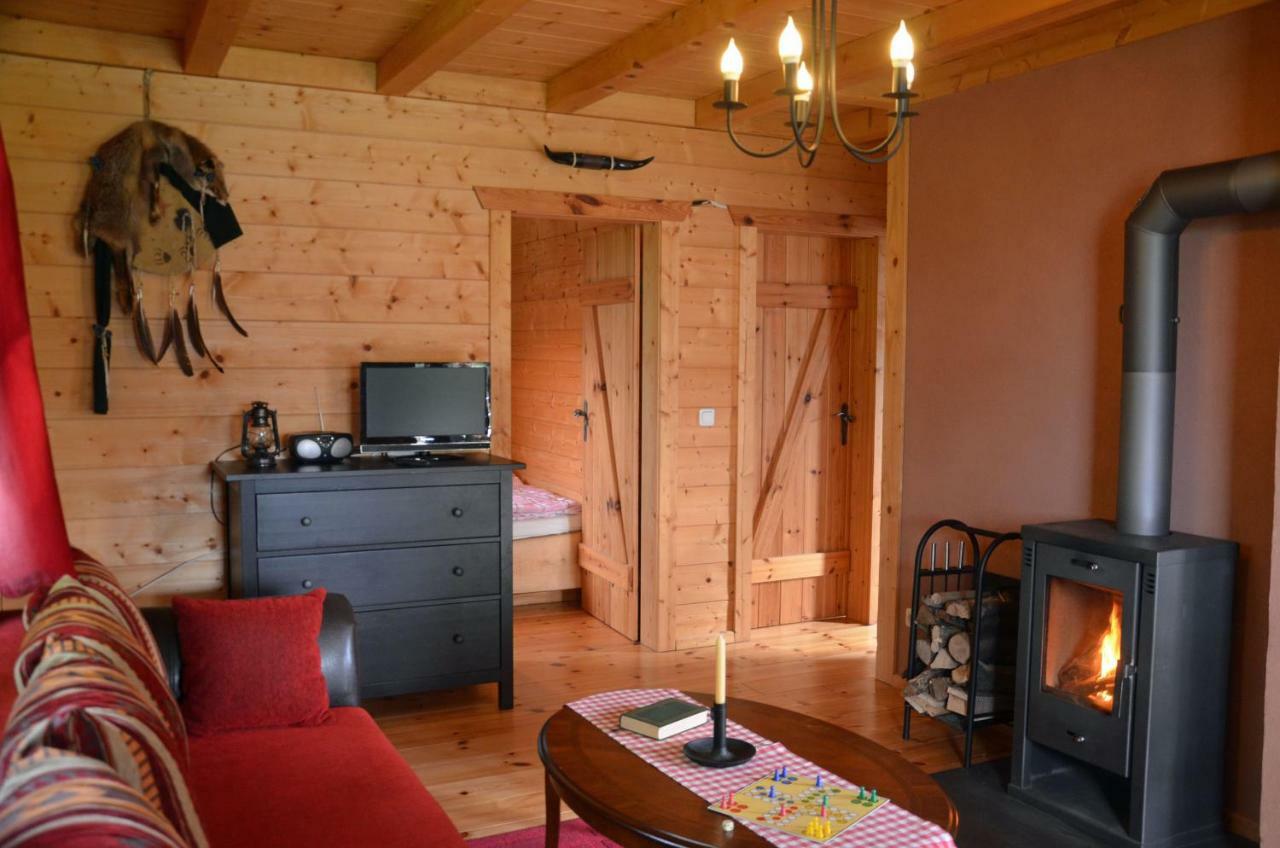 Horse Lake Ranch Neuendorf  Bagian luar foto